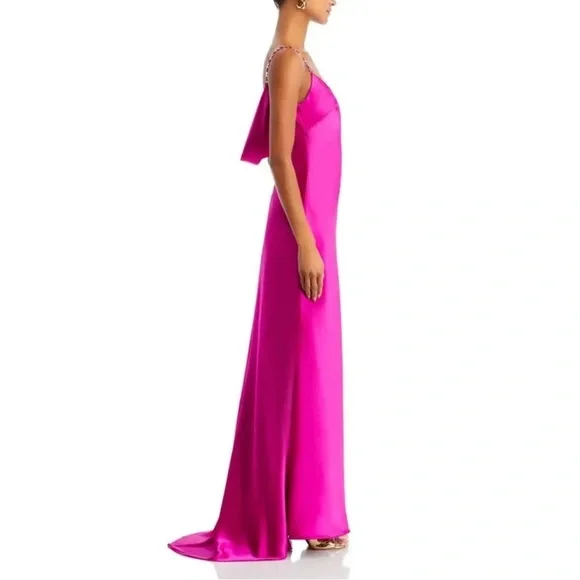 AQUA Hot Pink Satin Evening Gown Size 2Sweetheart Chain Strap Open Back